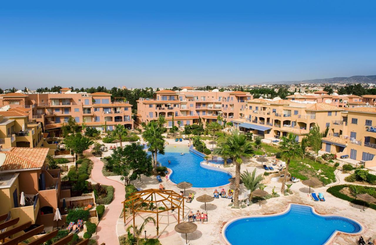 דירות Paphos Resitour - Limnaria Gardens מראה חיצוני תמונה