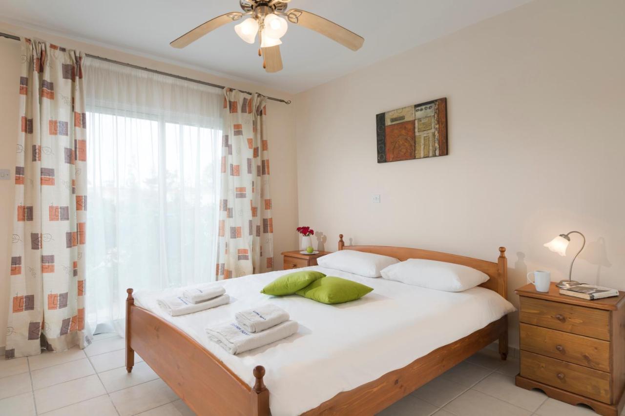 דירות Paphos Resitour - Limnaria Gardens מראה חיצוני תמונה